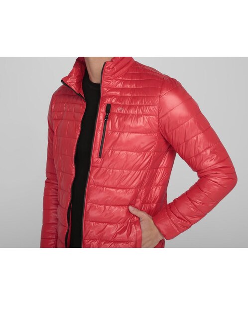 Chamarra Calvin Klein roja capitonada en Liverpool