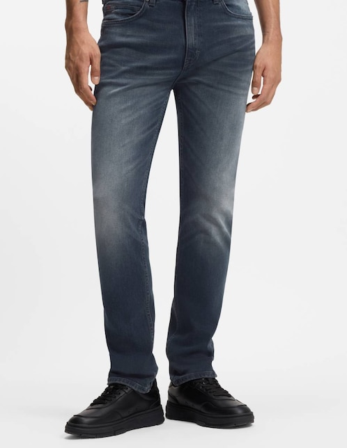 Jeans Slim Hugo 50547256 lavado medio para hombre