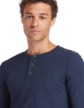 Playera Timberland cuello henley para hombre
