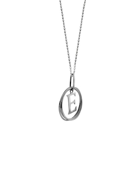 Collar de letra e Cometa de plata P 925