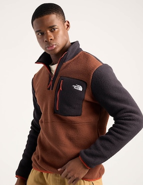Chamarra casual The North Face Yumiori con bolsillos para hombre