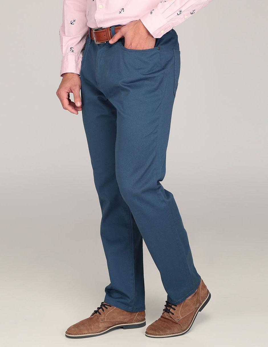 Pantalón casual Nautica corte regular en Liverpool