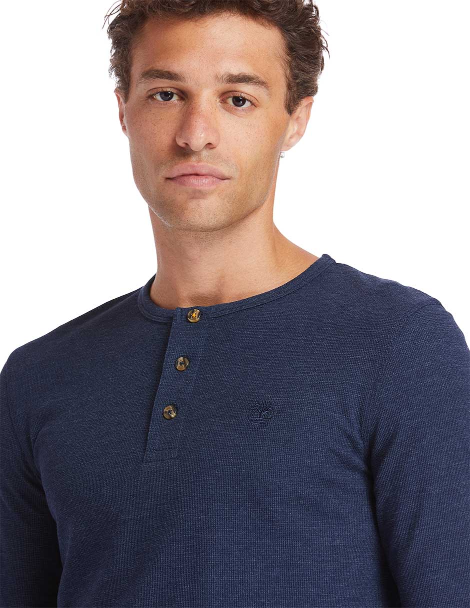 Playera cuello henley para hombre 3