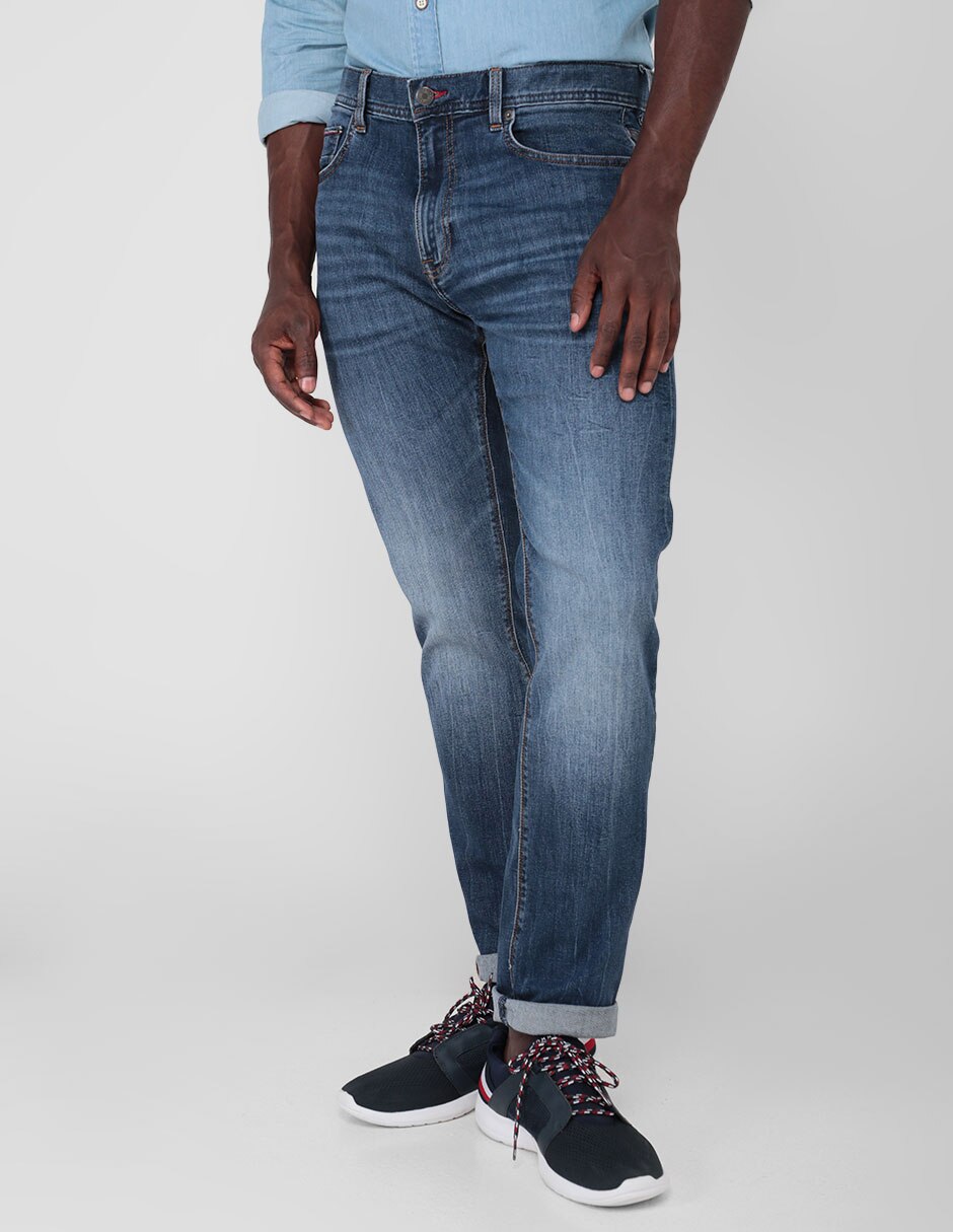 Jeans straight lavado obscuro para hombre 1
