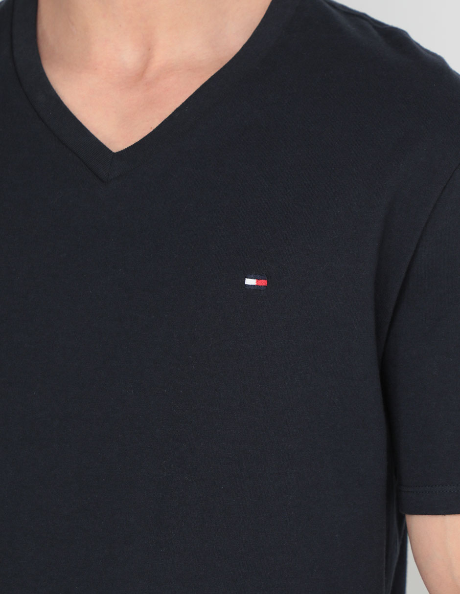 Playera cuello V para hombre 4