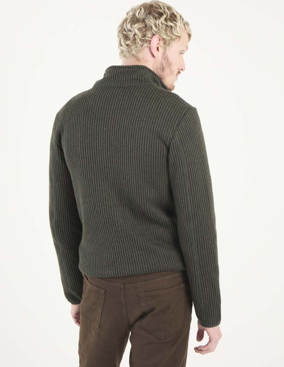 Chamarra con bolsillos para hombre 2