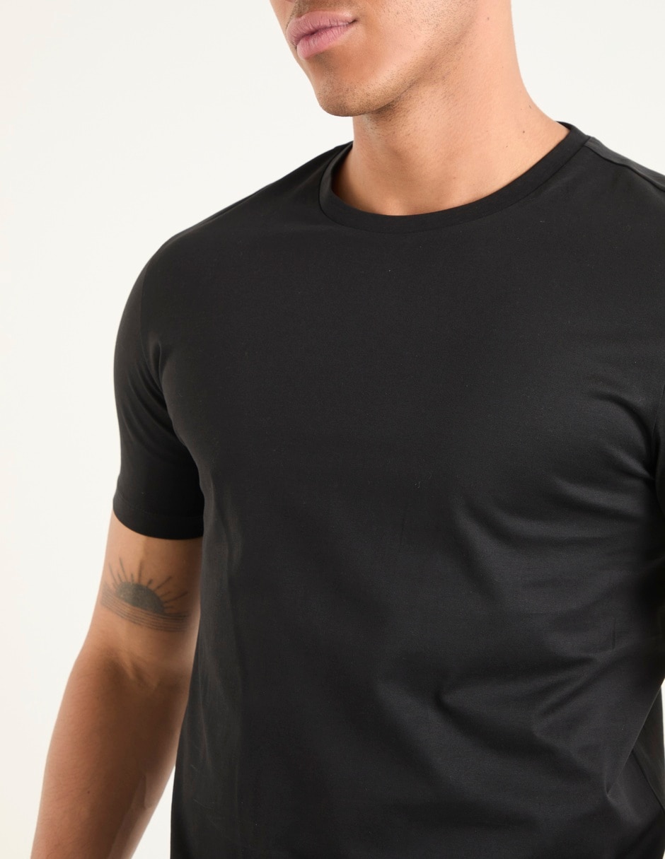 Playera cuello redondo para hombre 4