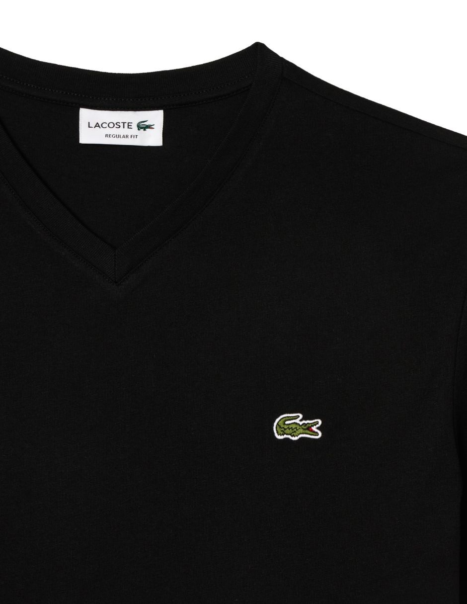 Playera Core Essentials cuello V para hombre 4