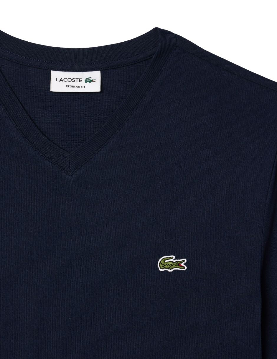 Playera Core Essentials cuello V para hombre 5