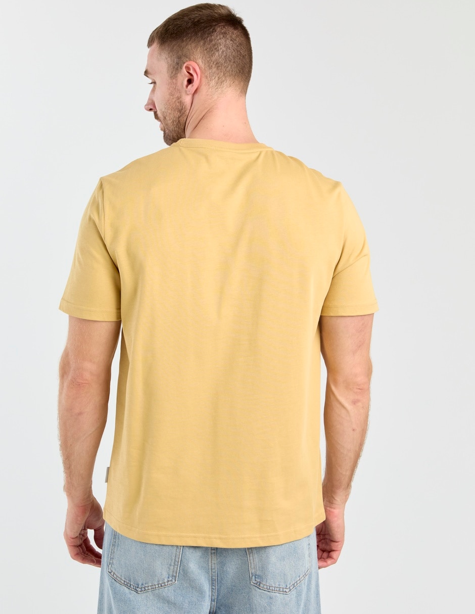 Playera cuello redondo para hombre 2