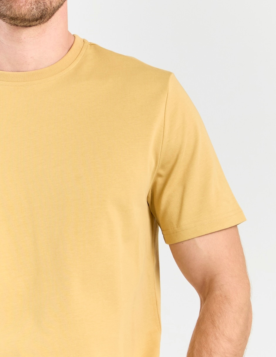 Playera cuello redondo para hombre 4