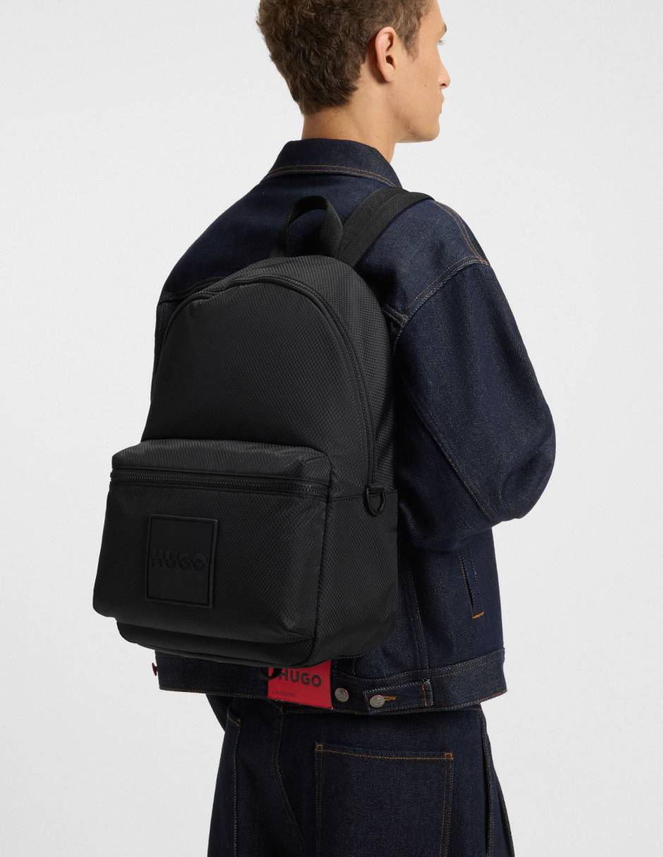 Mochila casual W25 para hombre 2