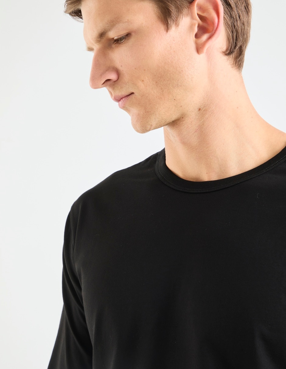 Playera cuello redondo para hombre 4