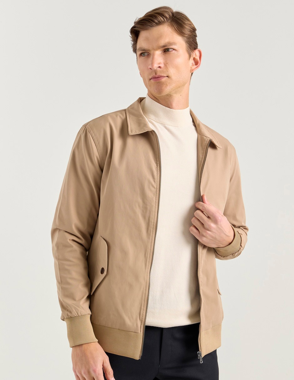 Chamarra bomber con bolsillos para hombre