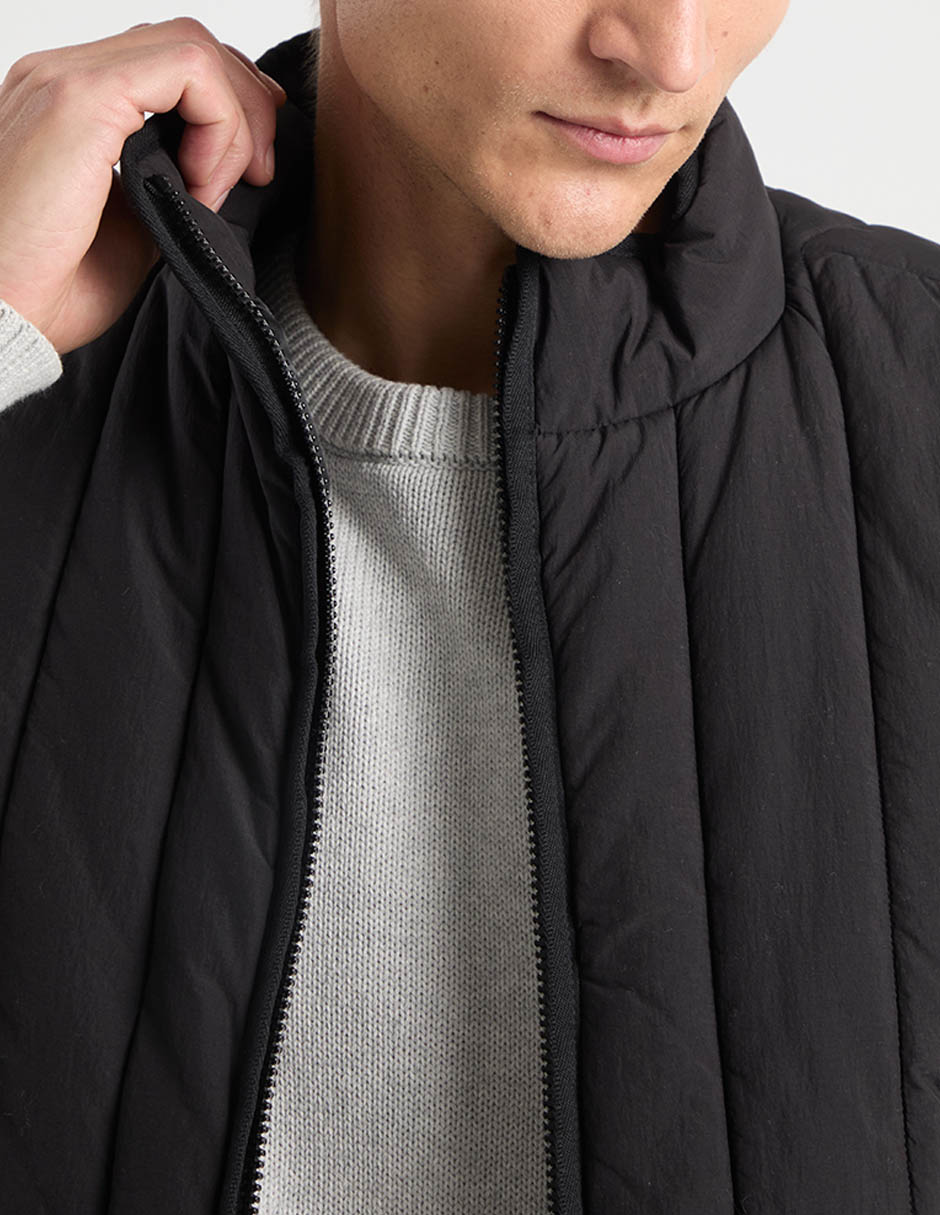 Chaleco con bolsillos para hombre 4