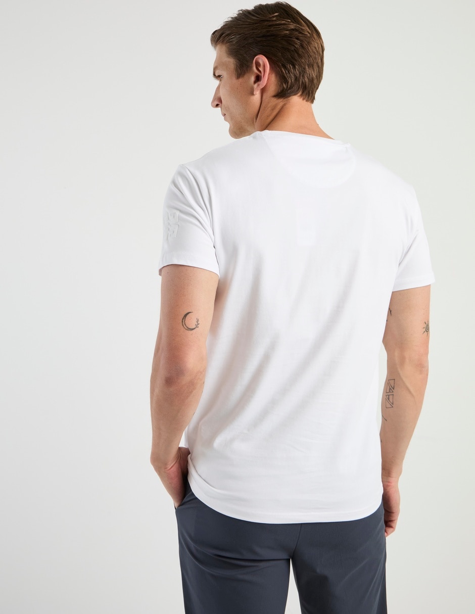 Playera cuello redondo para hombre 6