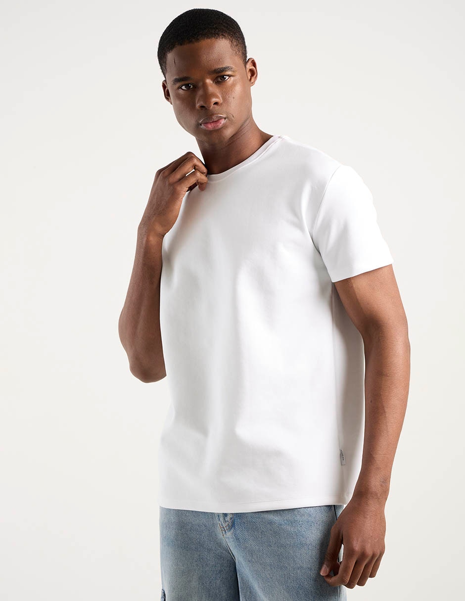 Playera cuello redondo para hombre 2