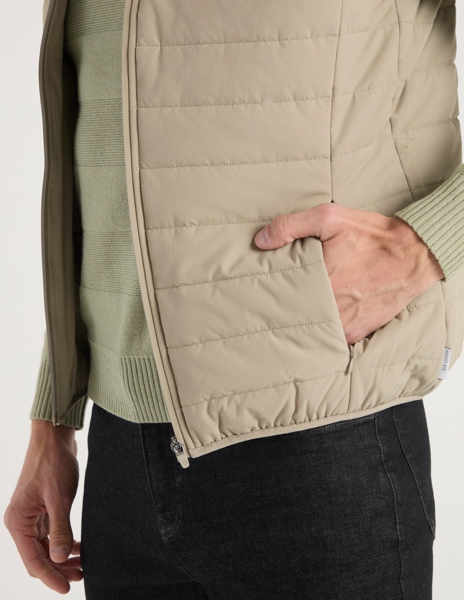 Chaleco con bolsillos para hombre 5