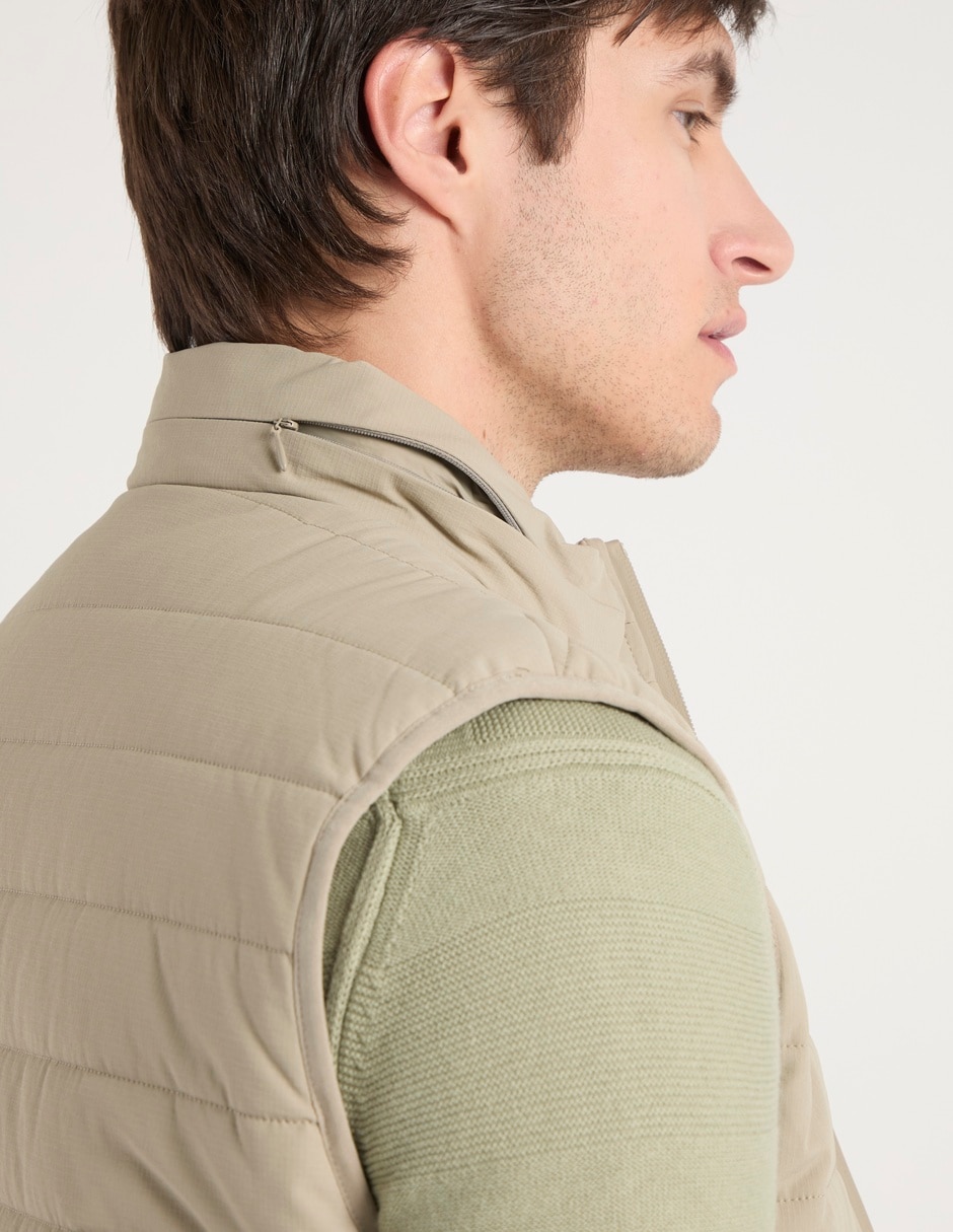 Chaleco con bolsillos para hombre 6