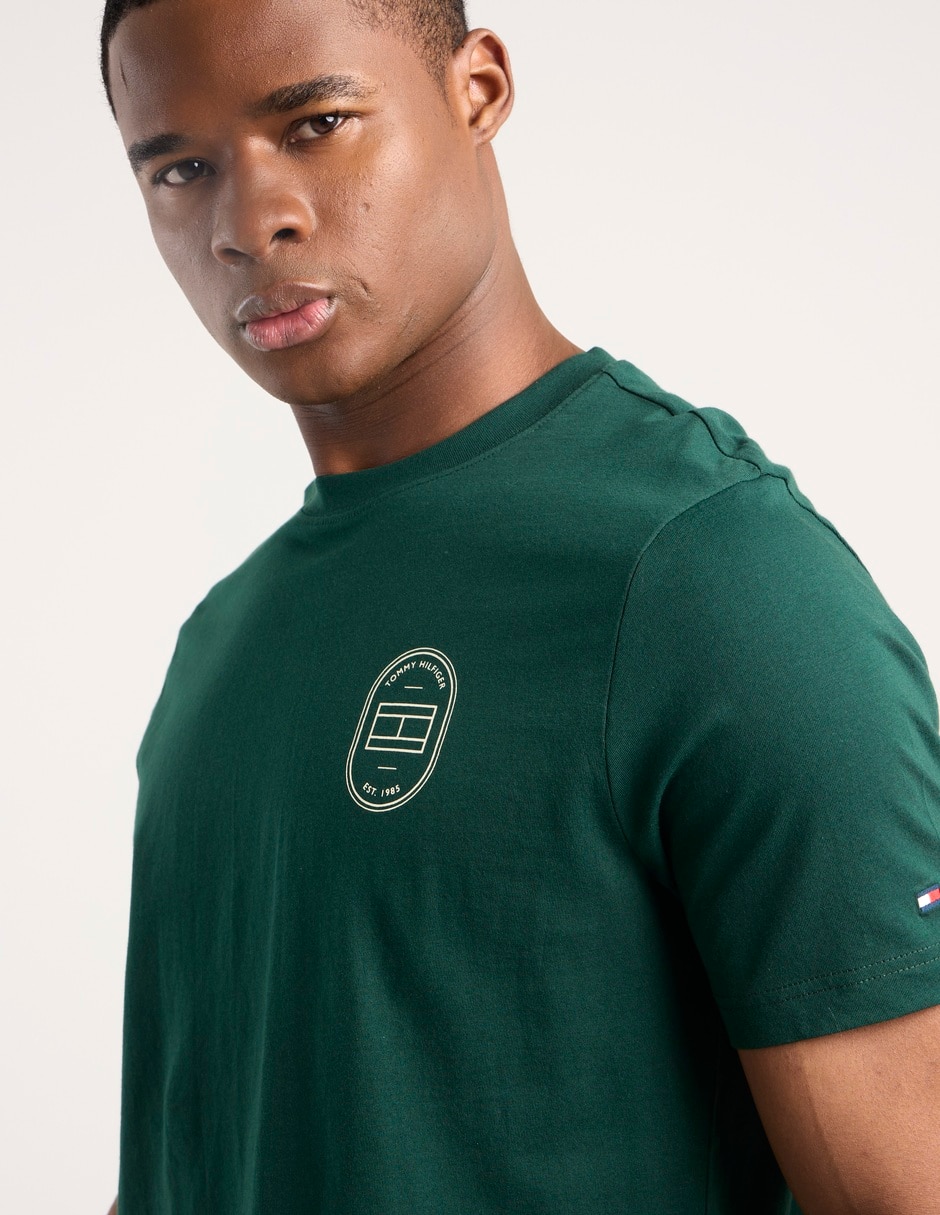 Playera Hilfiger cuello redondo para hombre 4