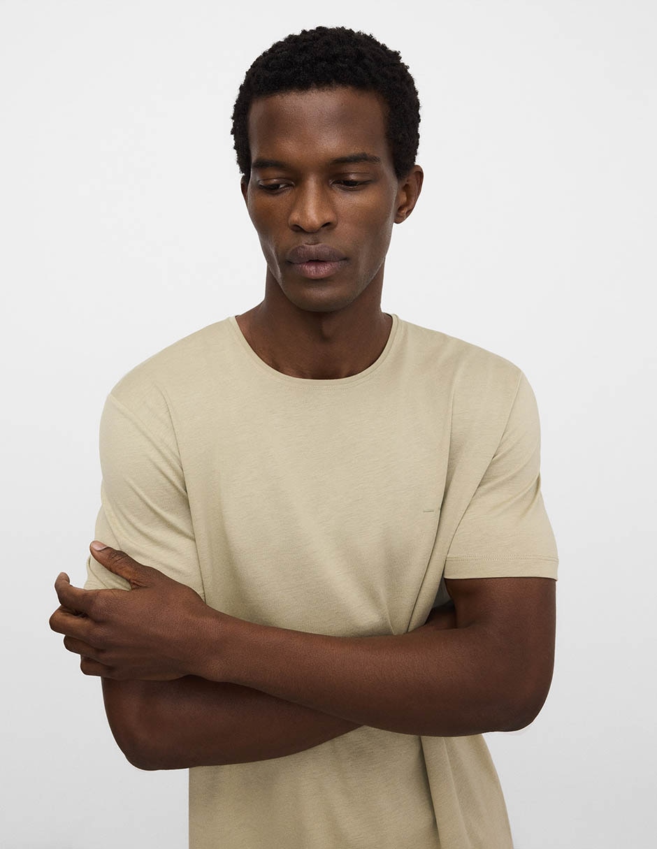 Playera cuello redondo para hombre 4